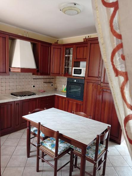 Valdiveltrica Villa Mondavio Buitenkant foto